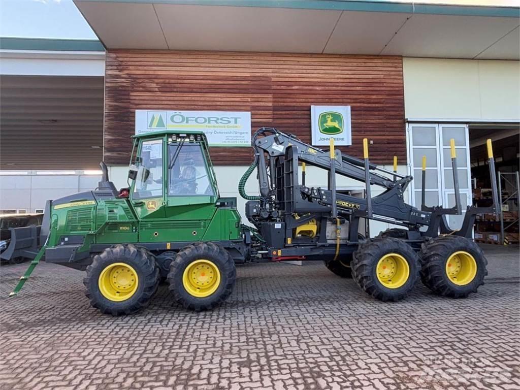 John Deere 1110 G Tomruk yükleyici traktörler