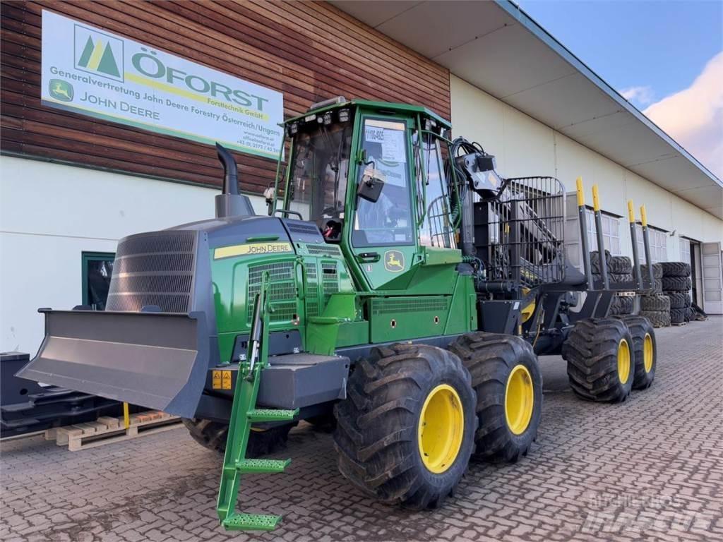 John Deere 1110 G Tomruk yükleyici traktörler