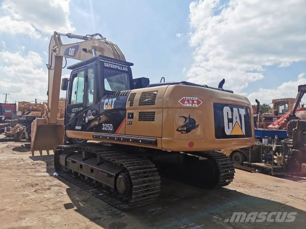 CAT 325 DL Paletli ekskavatörler