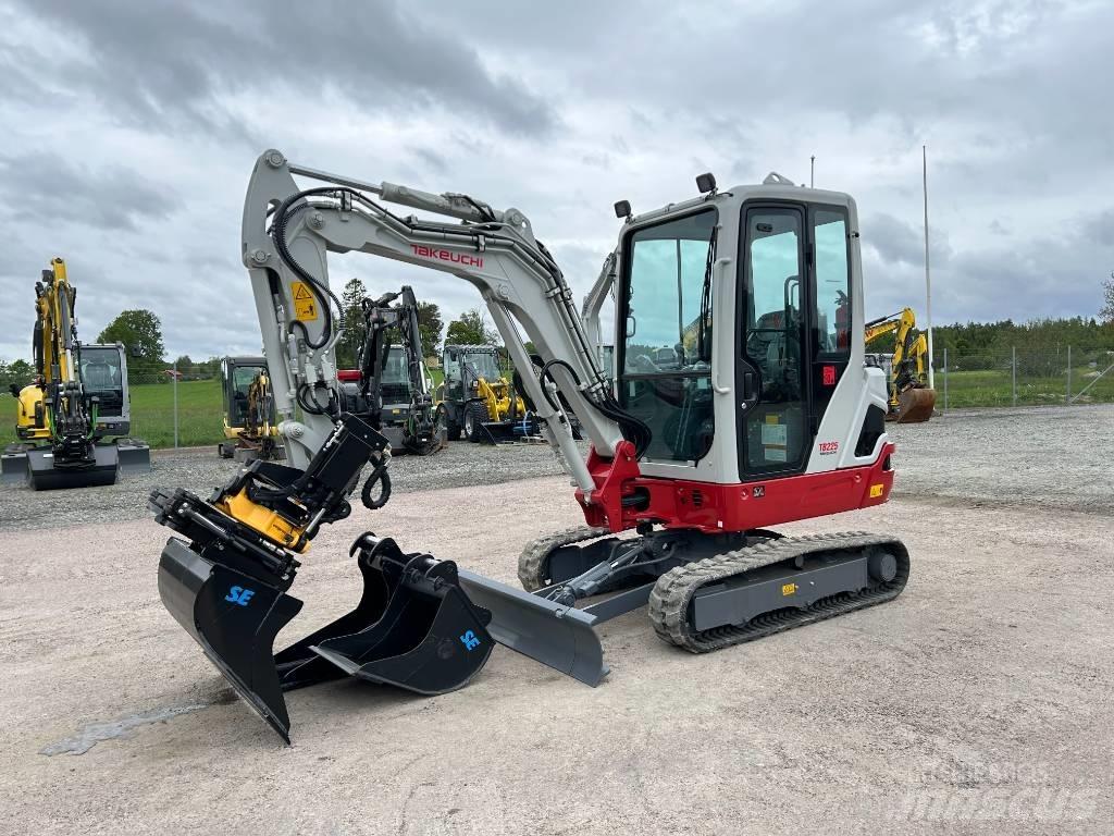 Takeuchi TB225 Mini ekskavatörler, 7 tona dek