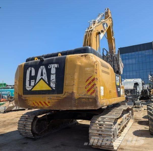 CAT 330 Paletli ekskavatörler