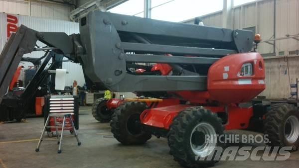 Manitou 160ATJ Körüklü personel platformları