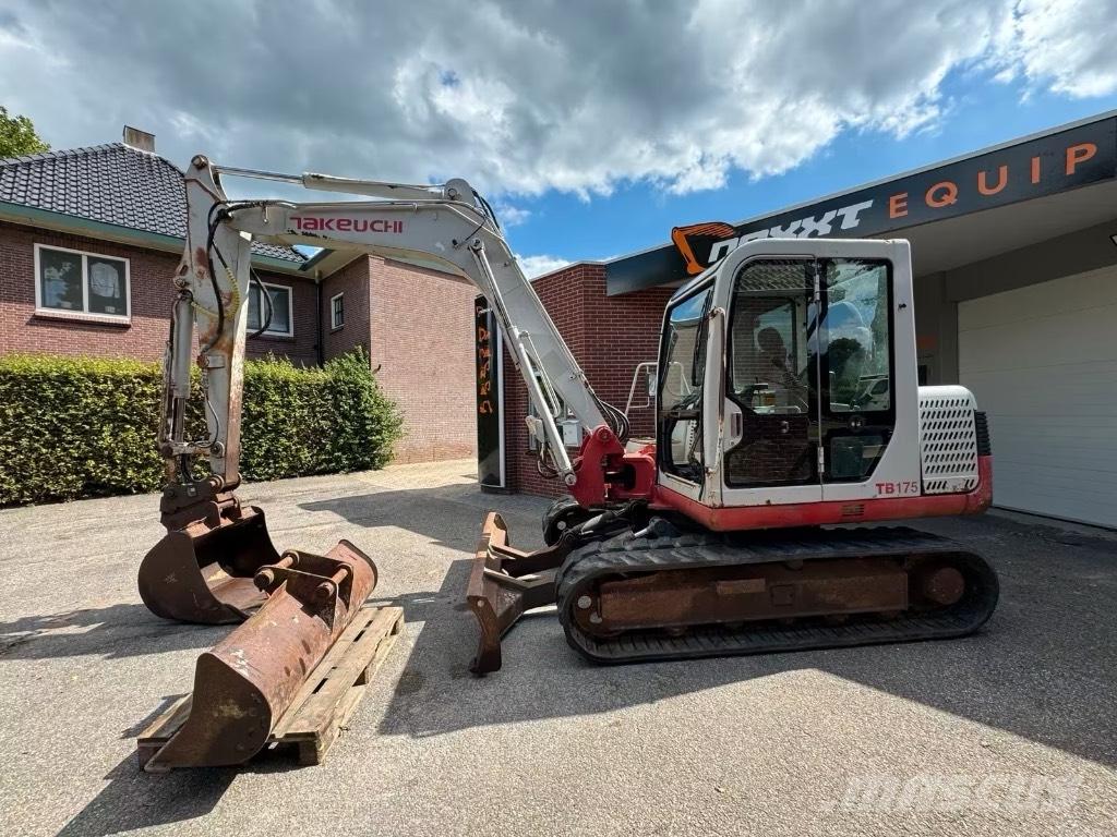 Takeuchi TB 175 Paletli ekskavatörler