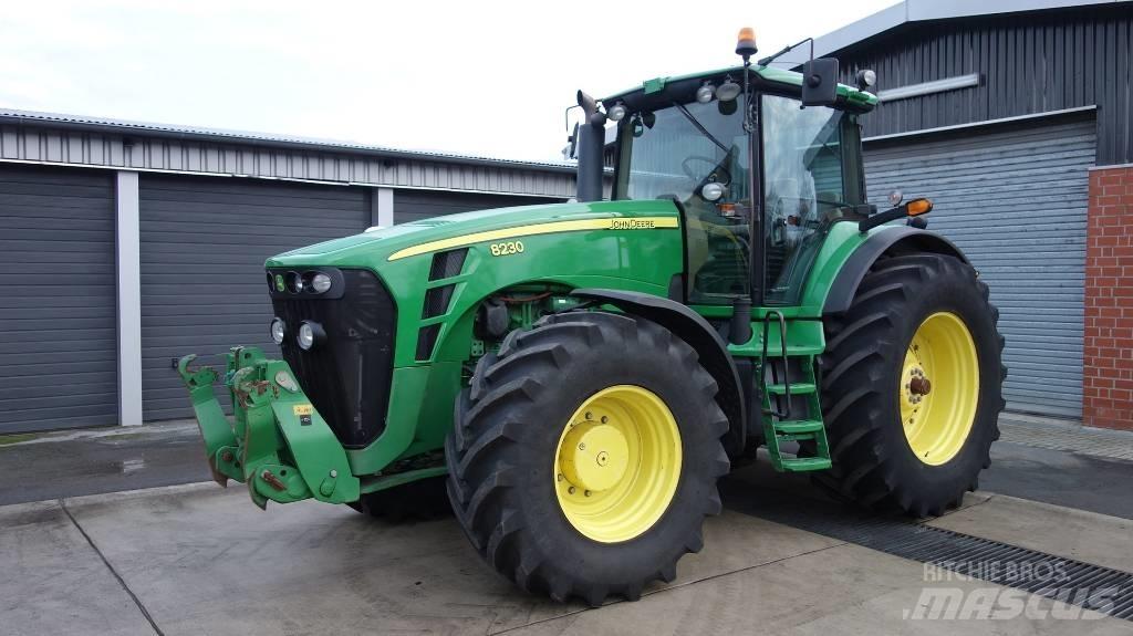 John Deere 8230 ILS Traktörler
