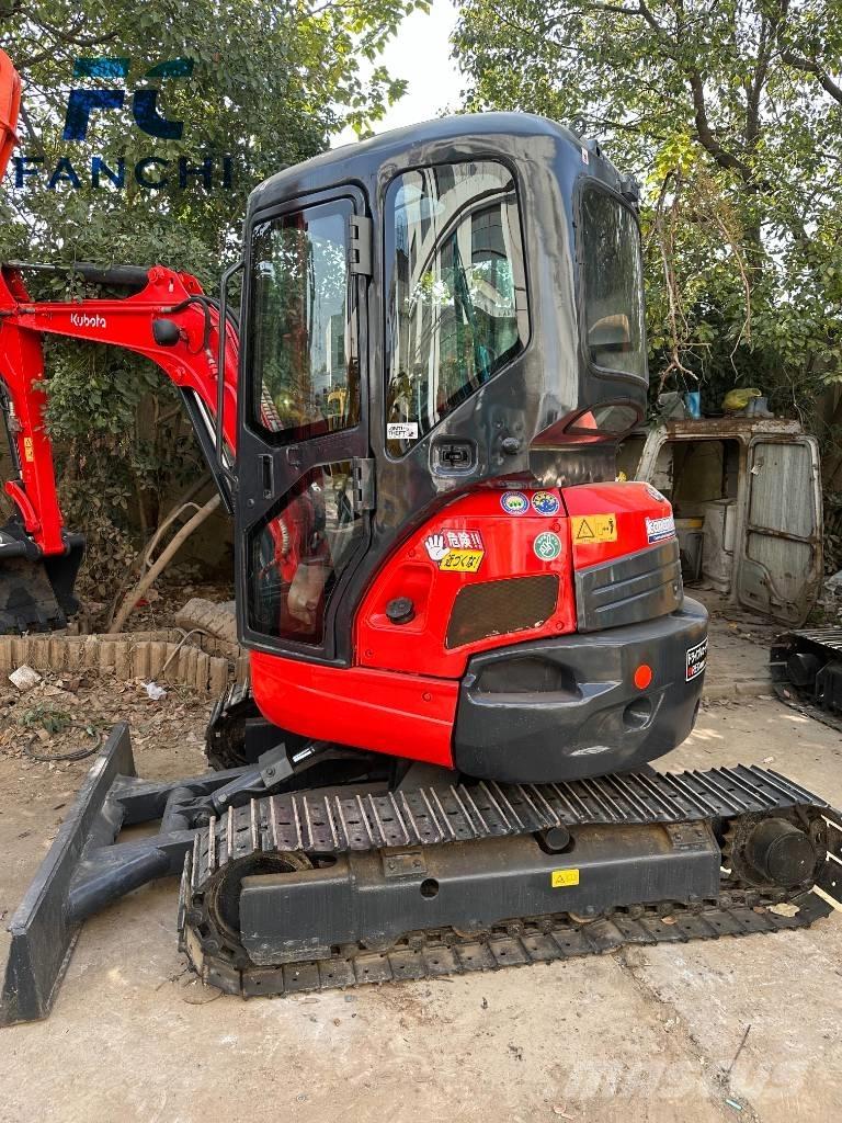 Kubota U 35 Paletli ekskavatörler