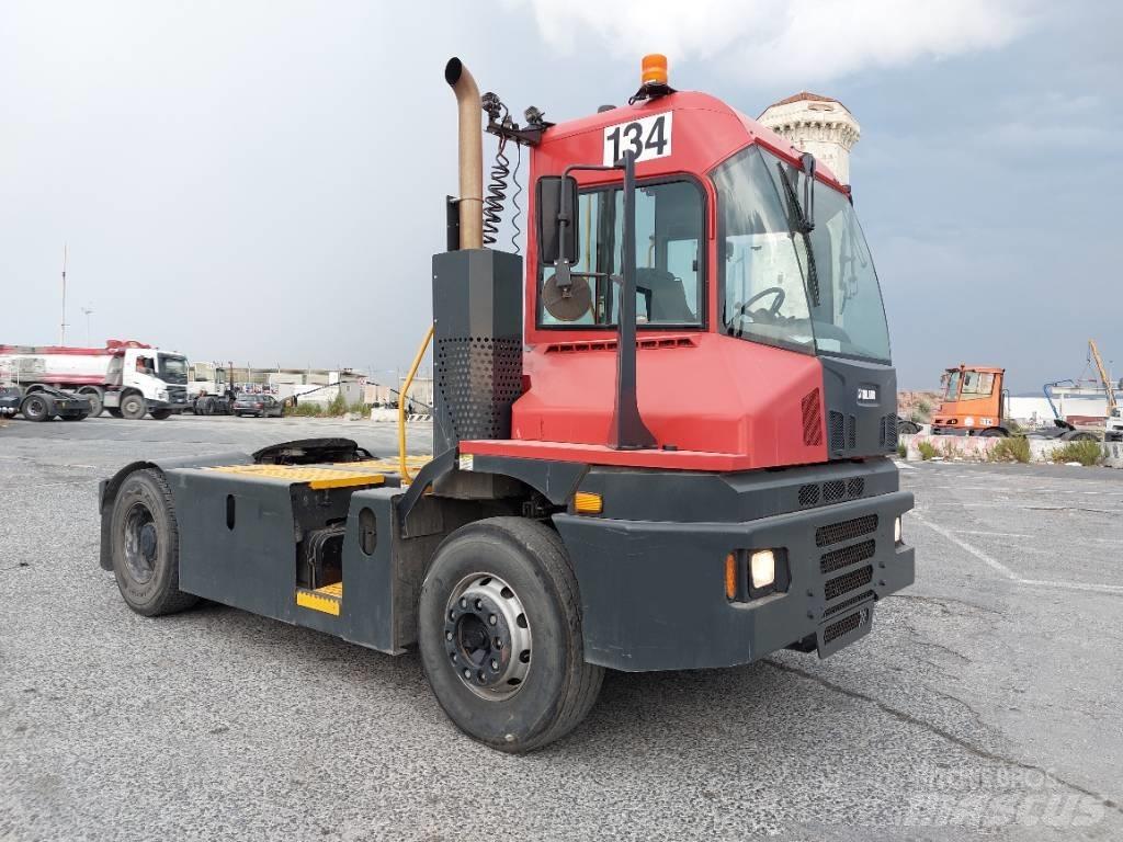 Kalmar T2 Terminal çekiciler