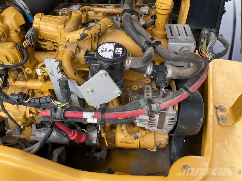 CAT 908M Tekerlekli yükleyiciler