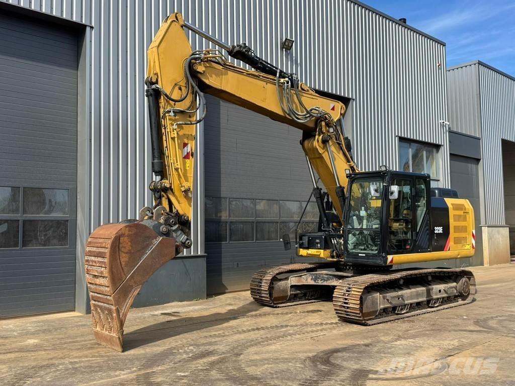 CAT 323EL Paletli ekskavatörler