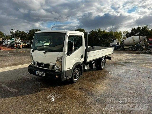 Nissan NT400 Cabstar Pikaplar