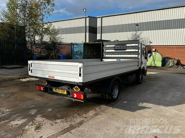 Nissan NT400 Cabstar Pikaplar