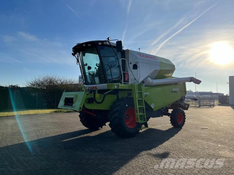 CLAAS AVERO 240 Biçerdöverler