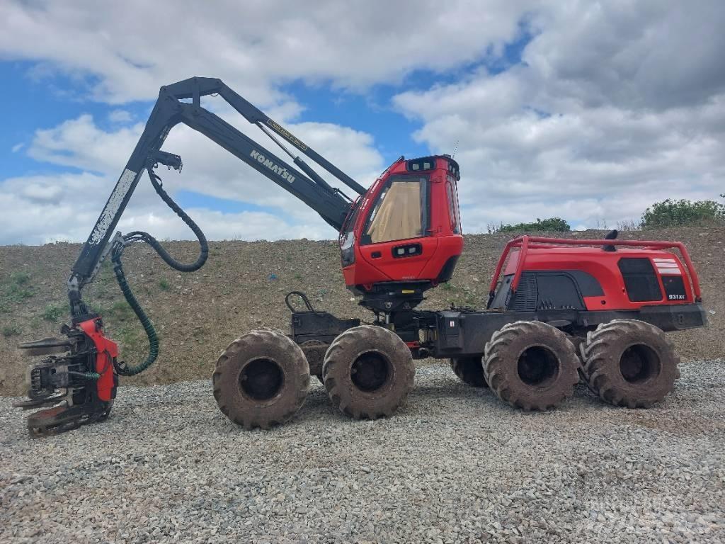 Komatsu 931XC-2 Biçerdöverler