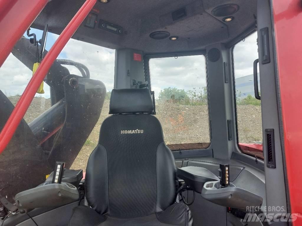 Komatsu 931XC-2 Biçerdöverler