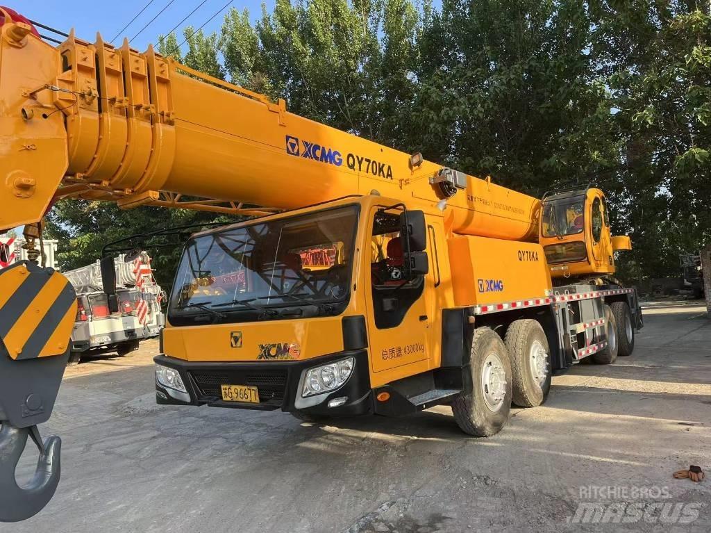 XCMG QY70KA Yol-Arazi Tipi Vinçler (AT)