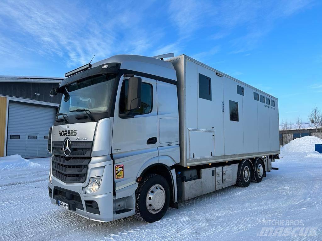 Mercedes-Benz Actros Hayvan nakil kamyonlari