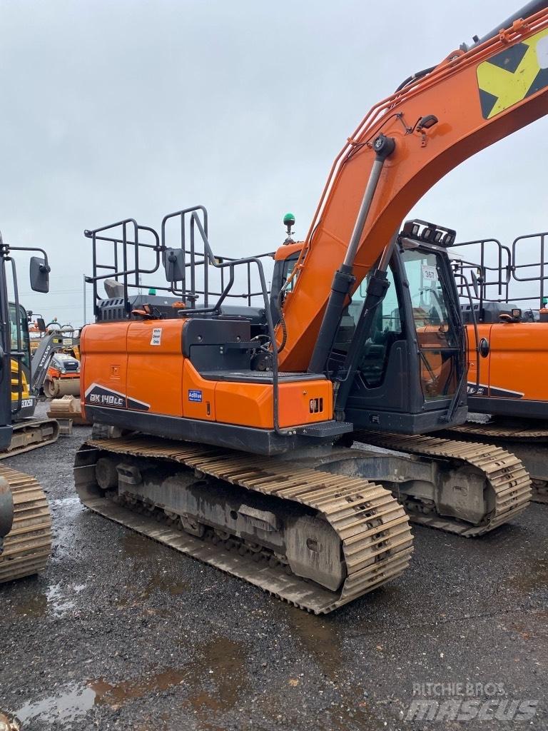 Doosan DX 140 LC Paletli ekskavatörler
