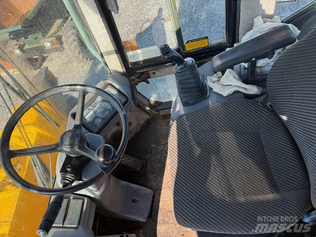Liebherr L 522 Tekerlekli yükleyiciler