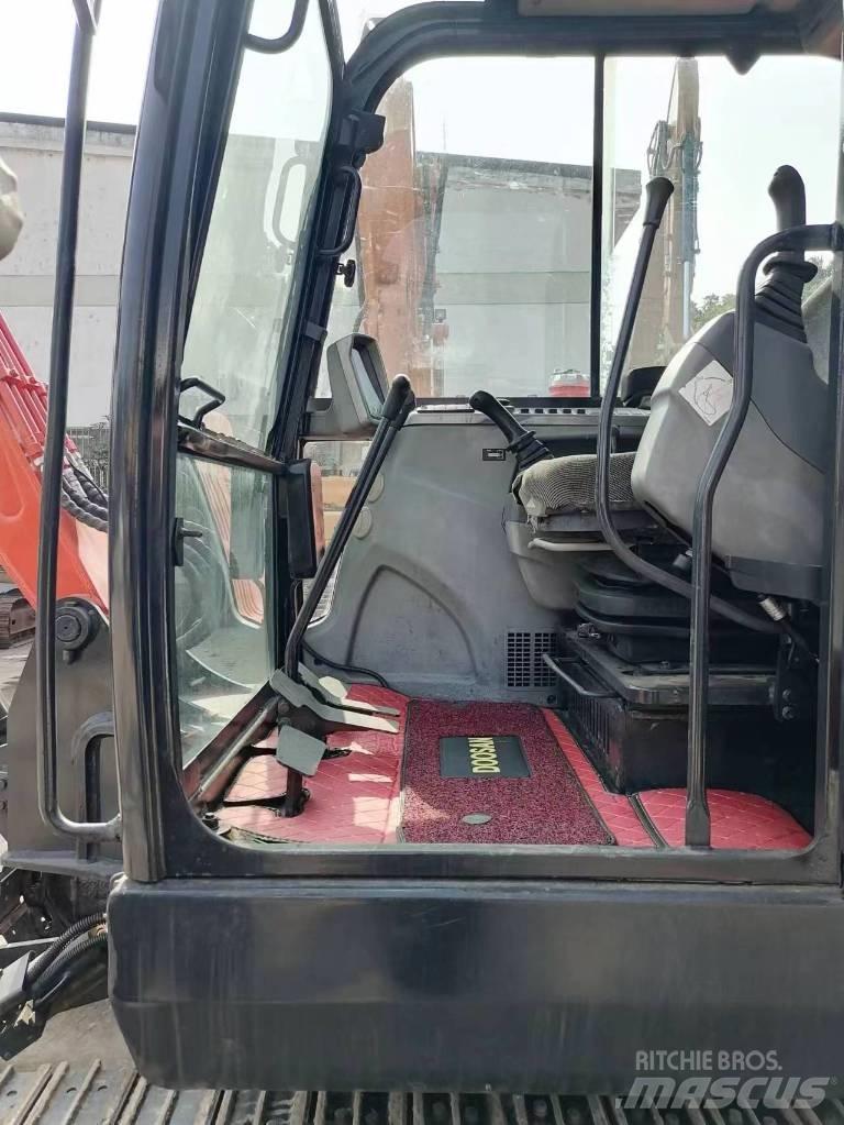Doosan DX 60 Paletli ekskavatörler