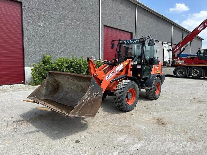 Kubota R065 Tekerlekli yükleyiciler