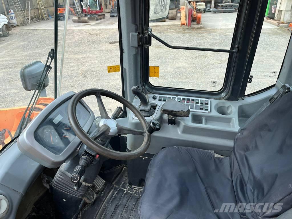 Doosan DL 200 Tekerlekli yükleyiciler