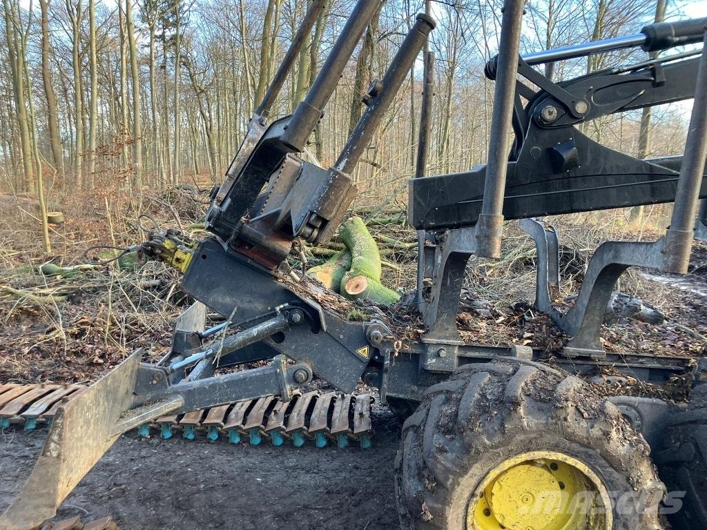 John Deere 1210 G Tomruk yükleyici traktörler