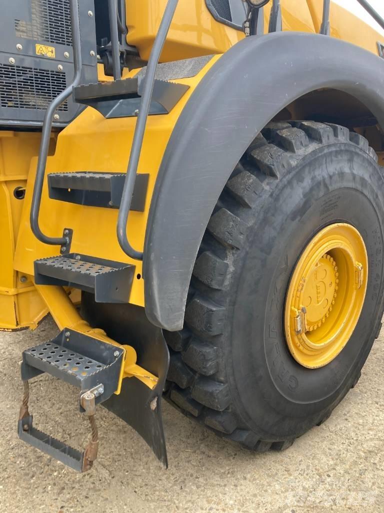 Bell B45E 6x6 Belden kirma kaya kamyonu