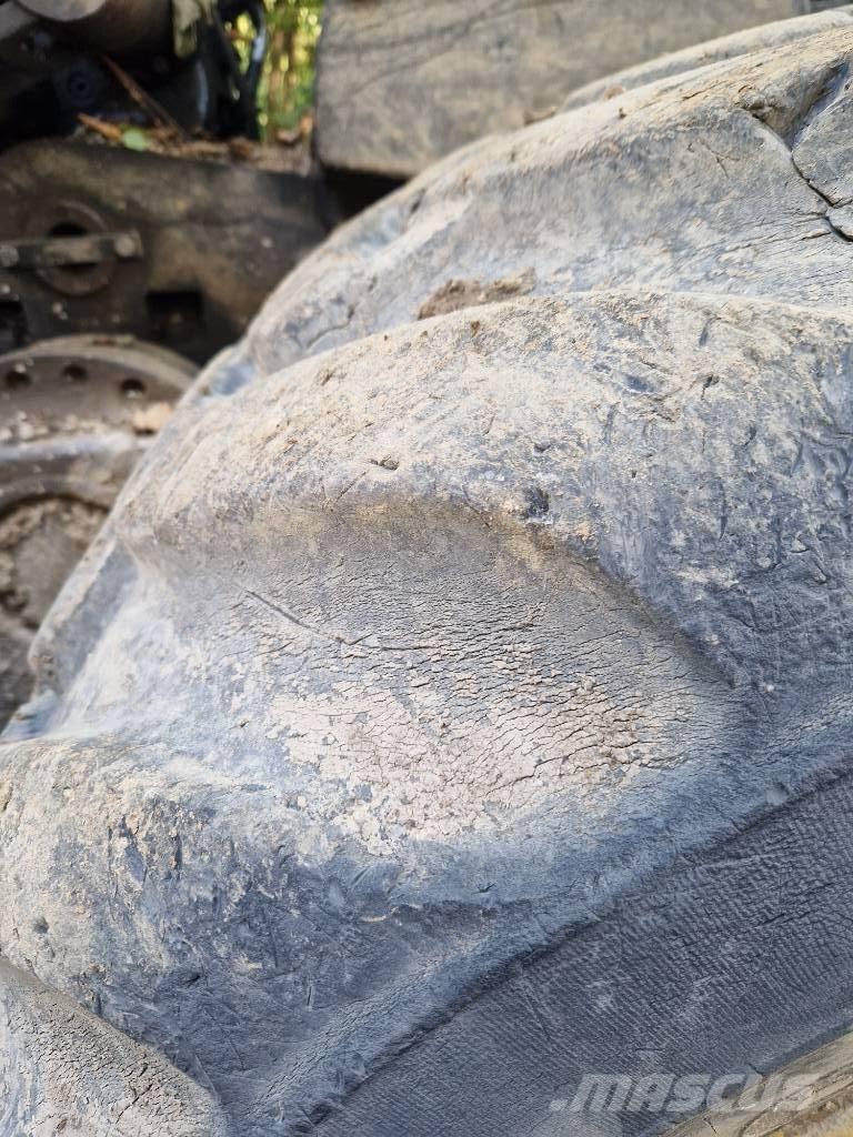 John Deere 1270 D Biçerdöverler