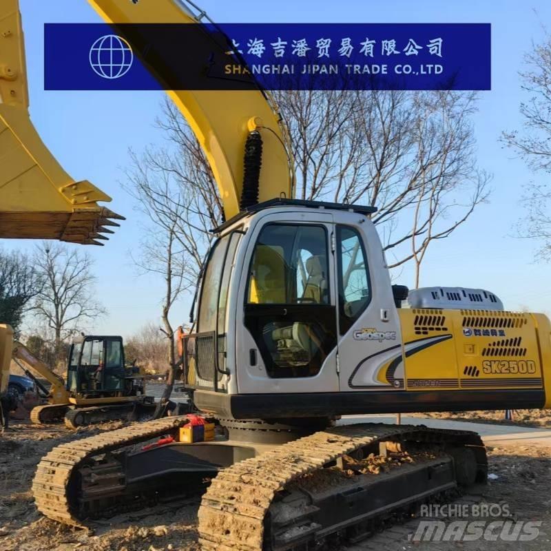 Kobelco SK 250 Paletli ekskavatörler