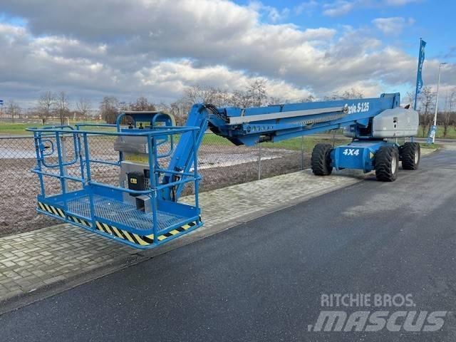 Genie S 125 Teleskopik personel platformları