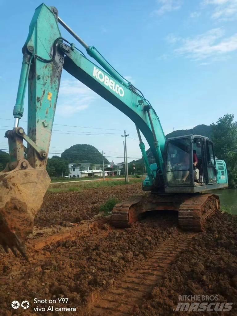 Kobelco SK200-10 Paletli ekskavatörler