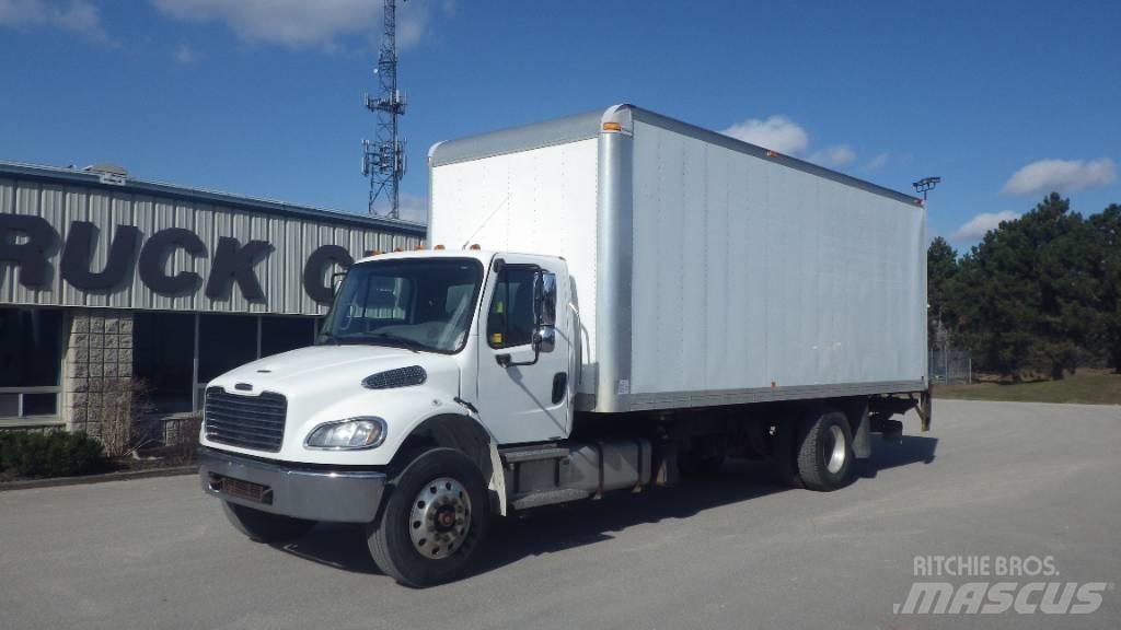 Freightliner M2 106 Kapali kasa kamyonlar