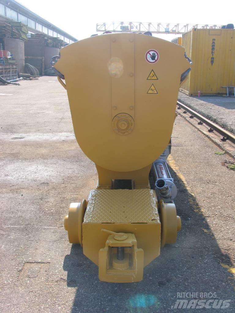  Pacchiosi Drill VM15 Beton dağıtım bomları