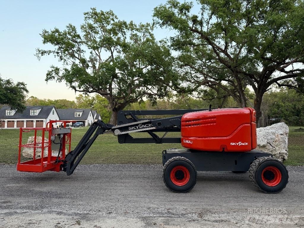SkyJack SJ 46 AJ Körüklü personel platformları