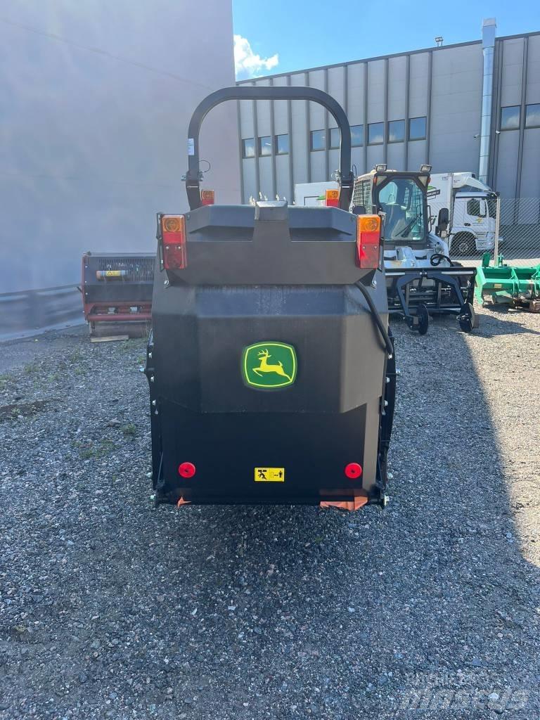 John Deere X950R Mobil çim biçme makineleri