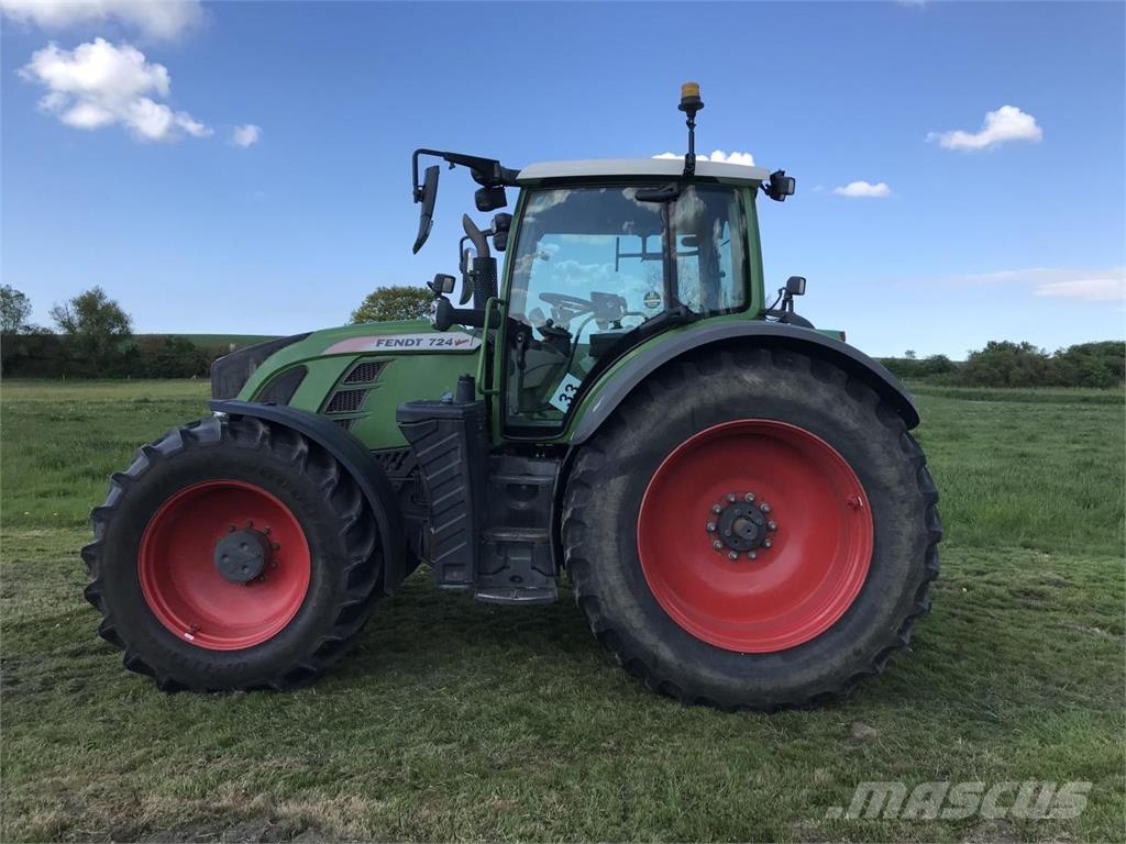 Fendt 724 Vario Traktörler