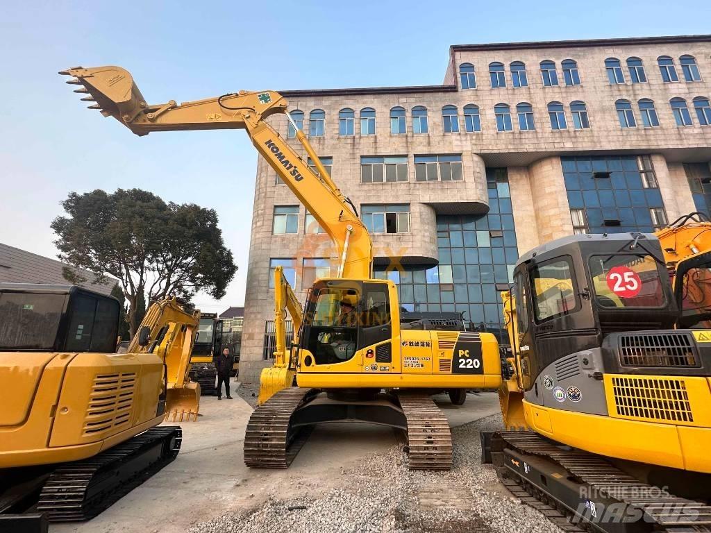 Komatsu PC 220-8 Paletli ekskavatörler