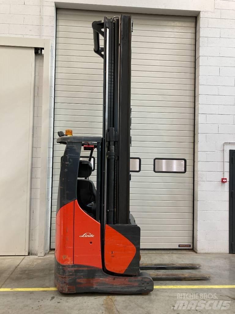 Linde R14X/116 Reach truck - depo içi istif araçları