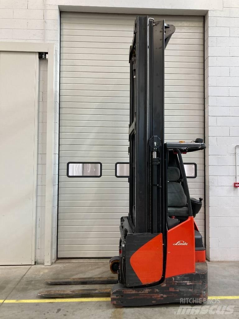 Linde R14X/116 Reach truck - depo içi istif araçları