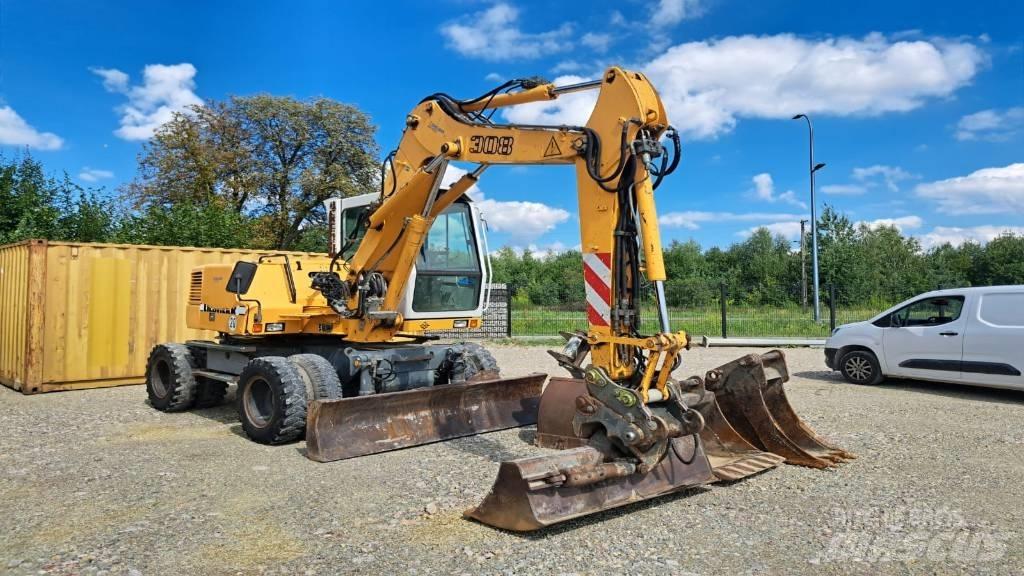 Liebherr 308 Lastik tekerli ekskavatörler