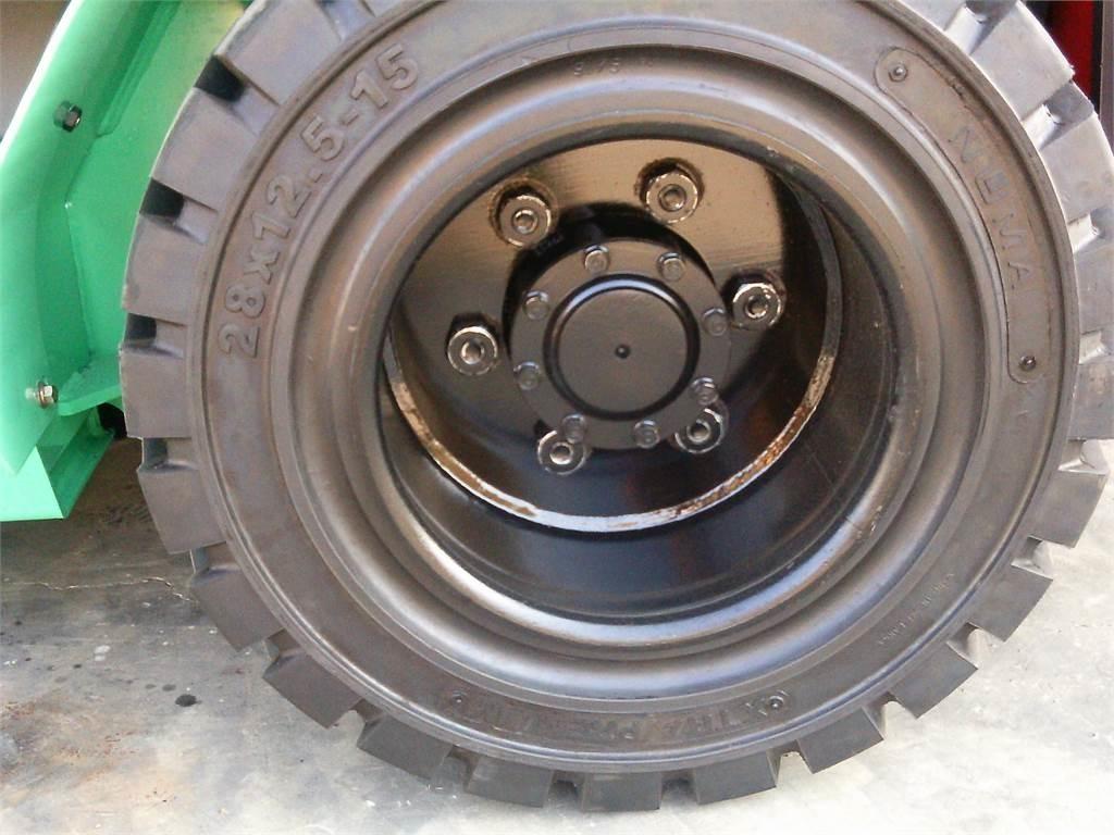 Mitsubishi FD30NTD Dizel forkliftler