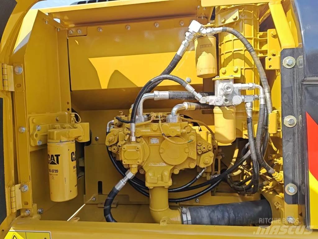 CAT 320 D2 Paletli ekskavatörler