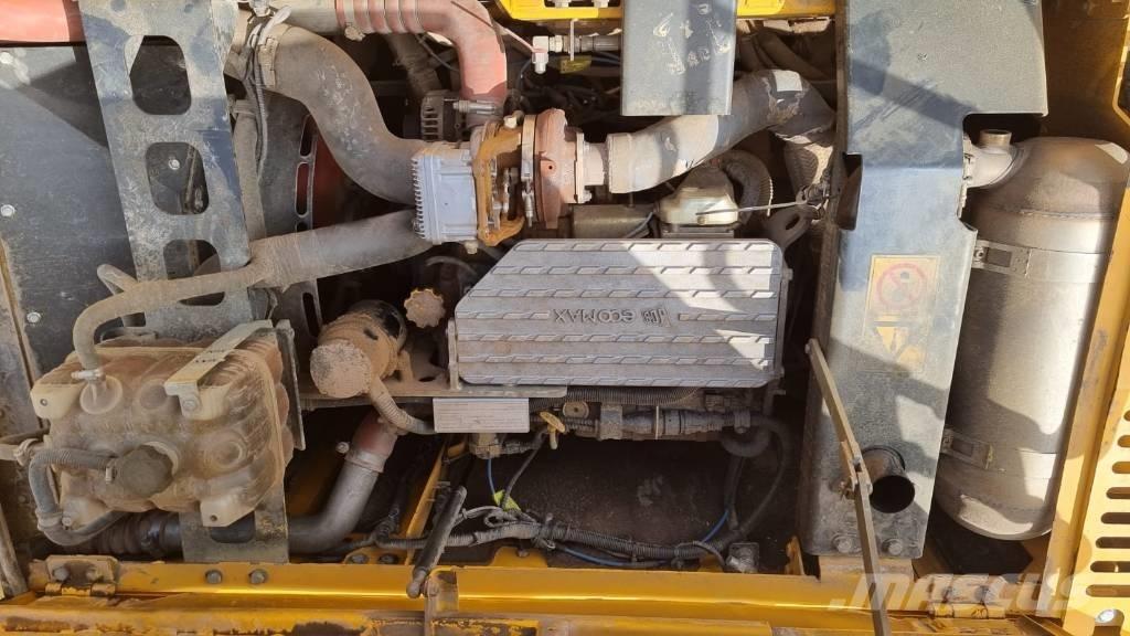 JCB 220 XL Paletli ekskavatörler