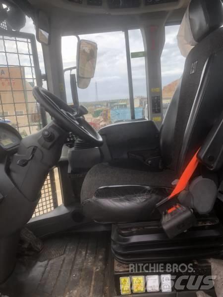 CAT 926M Tekerlekli yükleyiciler