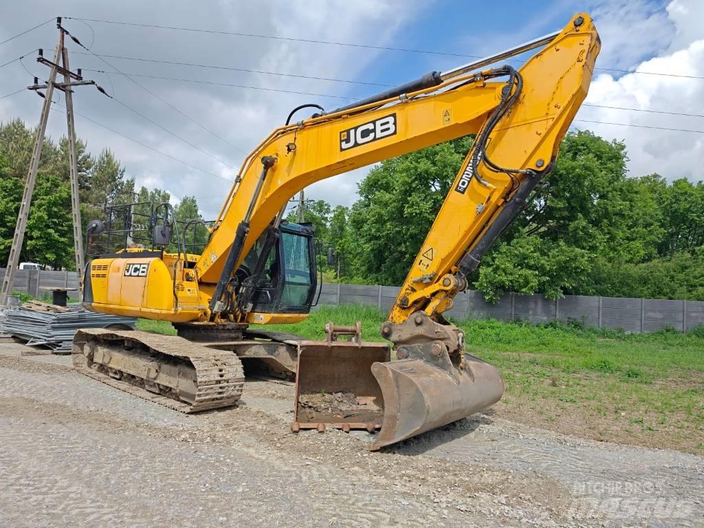 JCB JS 220 LC Paletli ekskavatörler