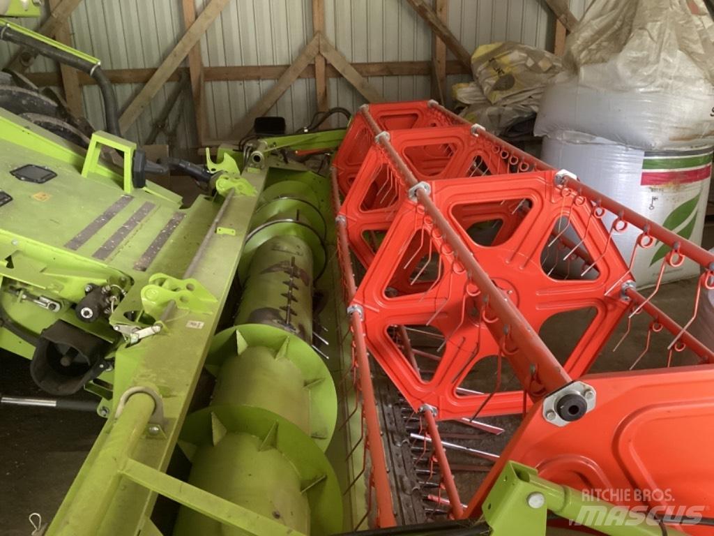 CLAAS Avero 160 Biçerdöverler