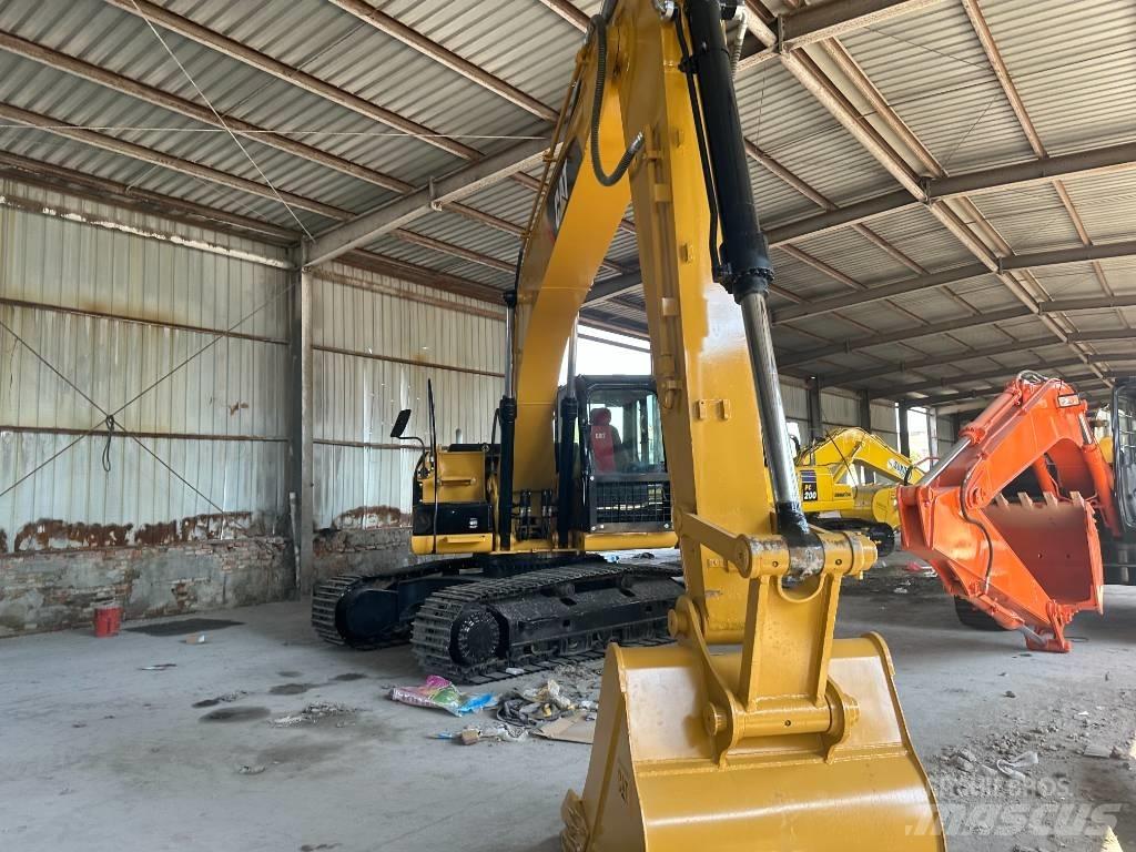 CAT 320 D Paletli ekskavatörler