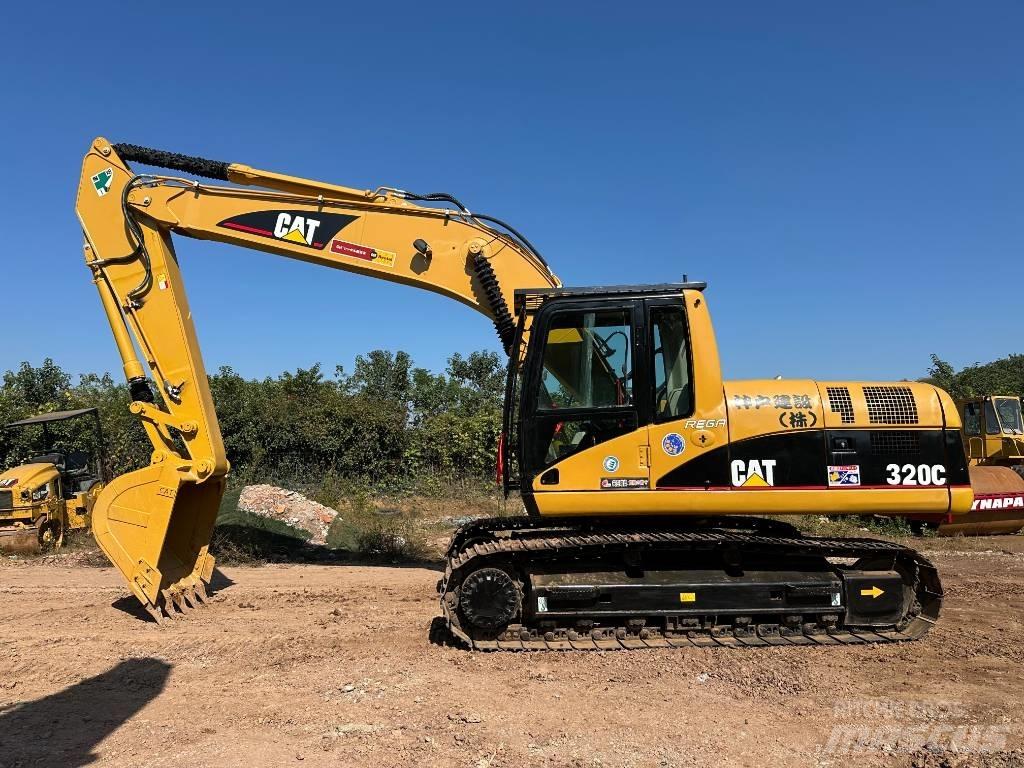 CAT 320 C Paletli ekskavatörler