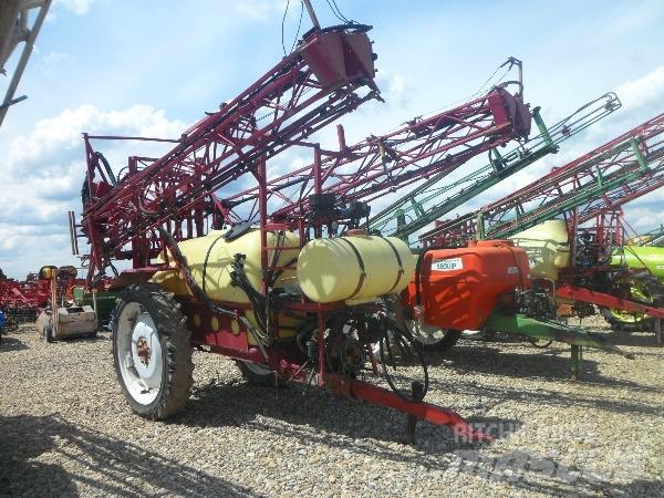 Hardi 2500 Sıvı gübre serpme makineleri