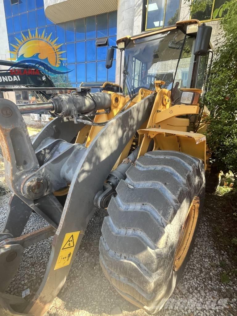 Volvo L 120 Tekerlekli yükleyiciler