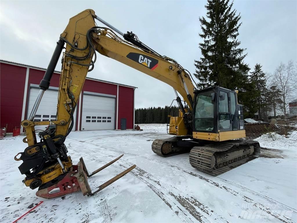 CAT 325 F LCR Paletli ekskavatörler